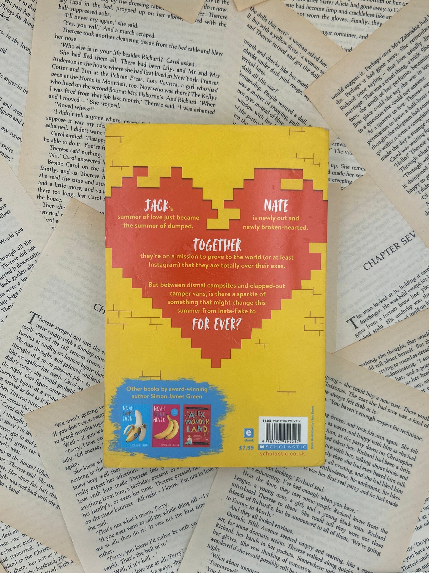 HEARTBREAK BOYS - SIMON JAMES GREEN