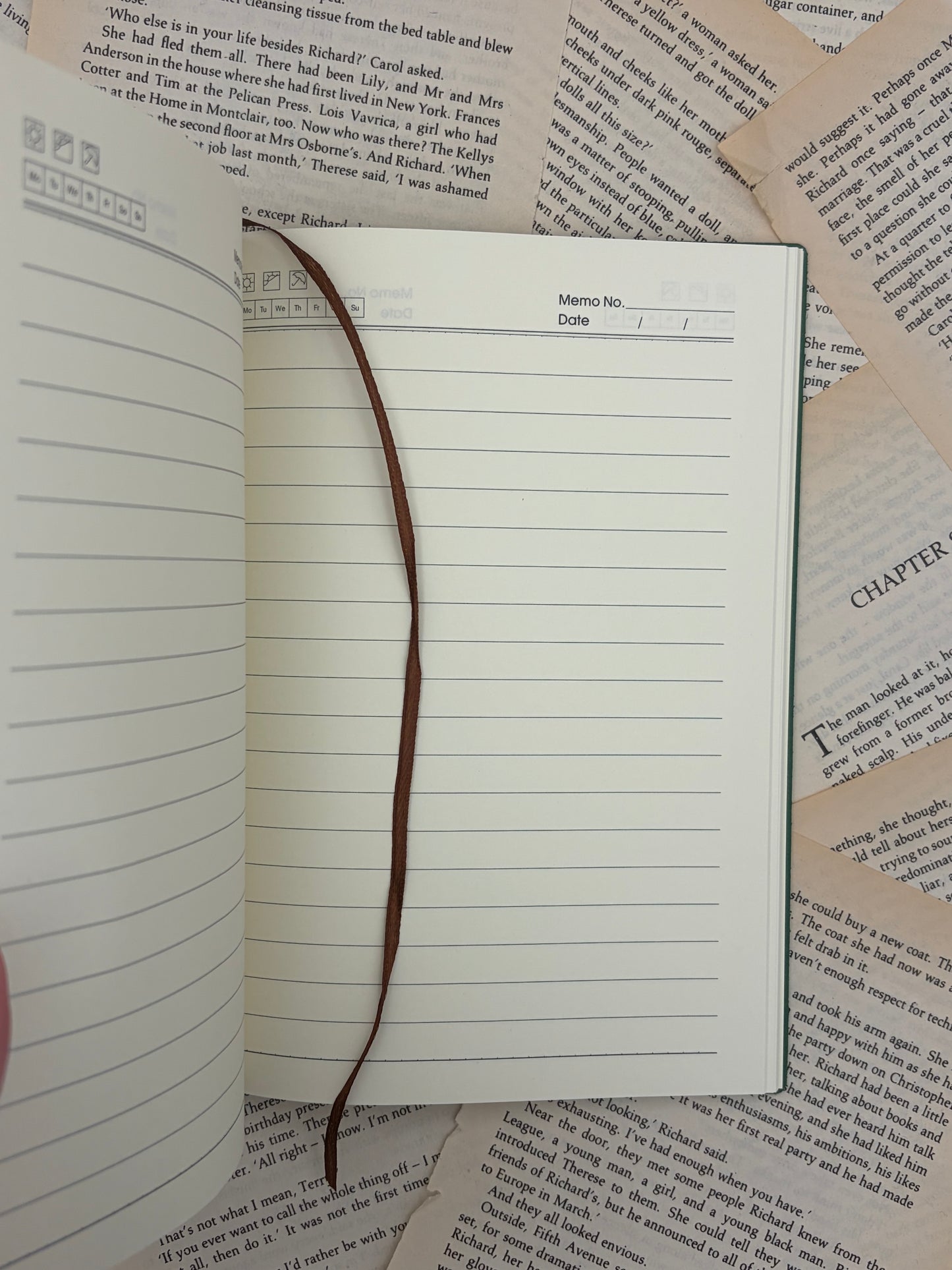 TAROT: THE READER - NOTEPAD GREEN